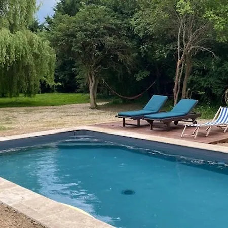 Villa Charmante Longere Piscine Chauffee 8x4 Terrasse, & Campagne Normandie Saint-Étienne-la-Thillaye