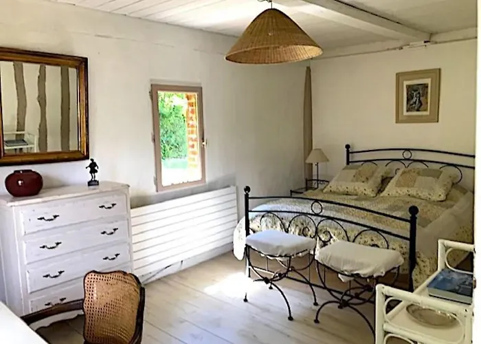 Βίλα Charmante Longere Piscine Chauffee 8x4 Terrasse, & Campagne Normandie Saint-Étienne-la-Thillaye